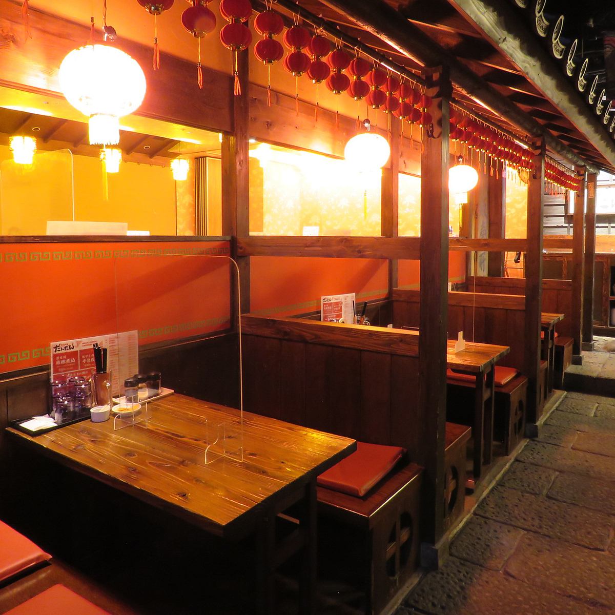 A nostalgic, retro alley! Enjoy the Taiwanese atmosphere with friends