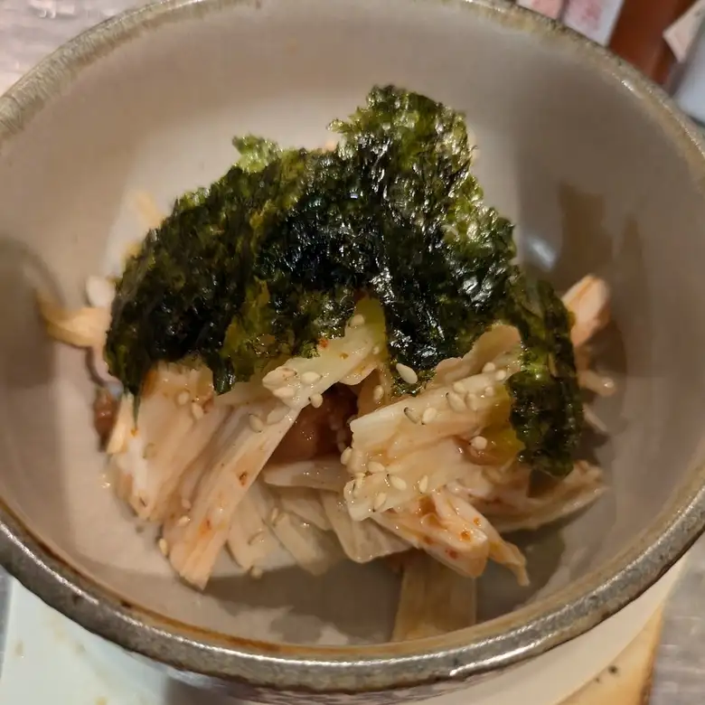 ほぐし鶏と長芋の梅キムチ和え