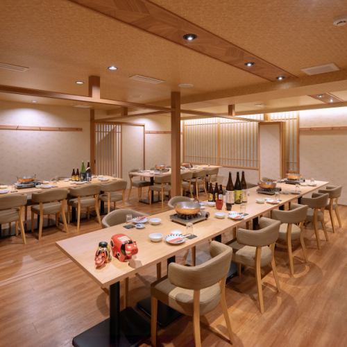 Perfect for corporate get-togethers, large parties, and formal gatherings.You can spend time together without worrying about other customers.Enjoy a memorable experience with our signature dishes.