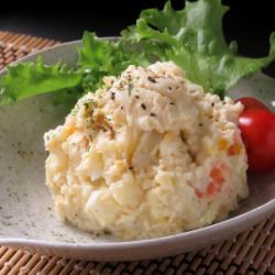 自家製ポテトサラダ