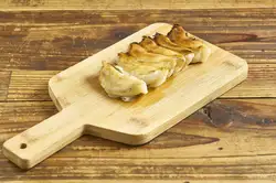 Standard pan-fried dumplings (5 pieces)