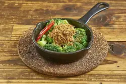 Addictive! Anchovy Broccoli