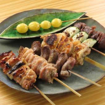 Assortment of 5 kinds of grilled dishes ~ Full of local chicken ~