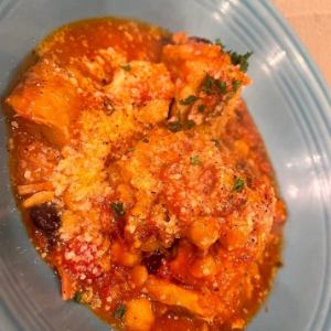 Pork Belly and Various Beans Stewed in Tomatoes