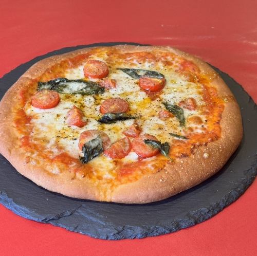 フレッシュモッツァレラチーズのマルゲリータ