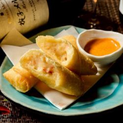 蟹クリーム揚げ春巻き