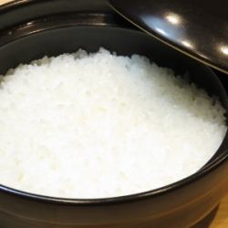 Freshly cooked clay pot rice