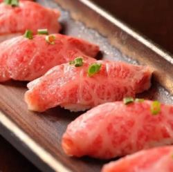 烤牛里脊寿司 (1件)
