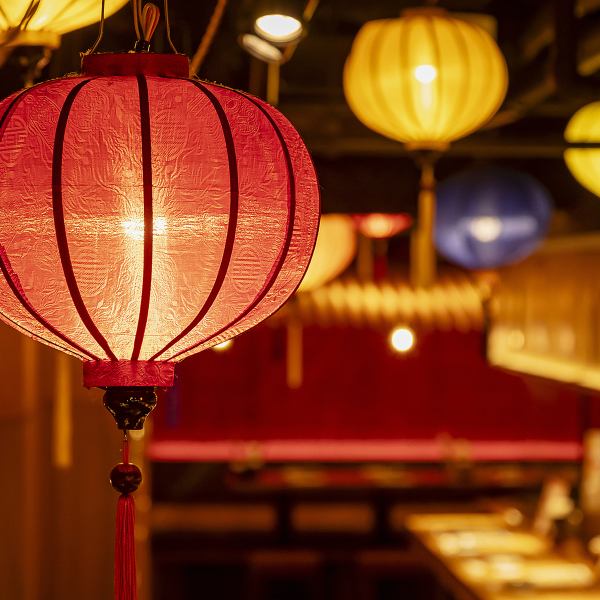 移転OPENしたばかり。まだまだこれから店内の装飾をどんどん増やしていく予定です。進化していくカシンフウを見守ってくれたら嬉しいです！