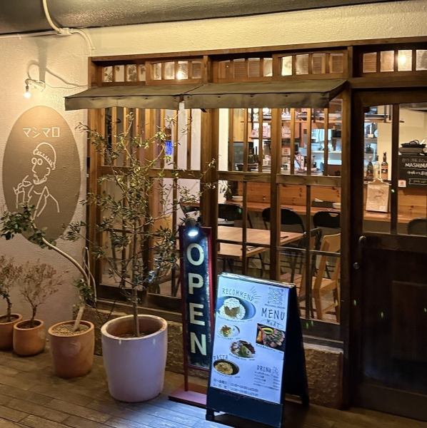 [Conveniently located just a 5-minute walk from Tenjin Minami Station!] Conveniently located just a short walk from the station, you can relax right up until the last train.There is also stylish lighting inside the store.Today's recommendations and drinks are listed here, so please take a look when you visit.