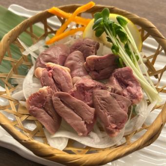 名物 鶏ハツの刺し身