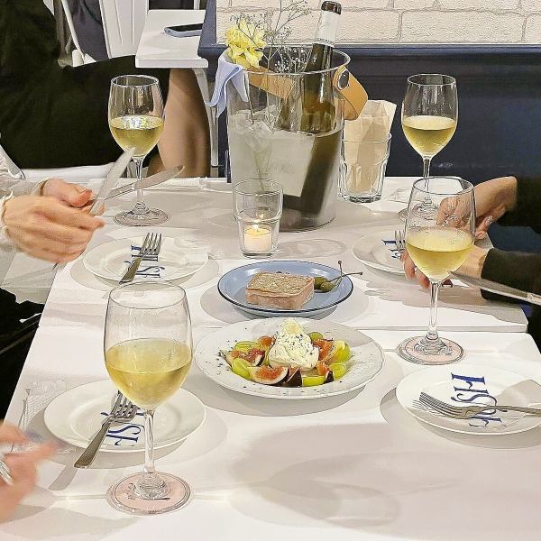 ≪cafe&bar Hush≫HEP FIVE 7Fにありますので、アクセス抜群♪お洒落な店内はデートやお祝い、女子会でのご利用にぴったりです♪