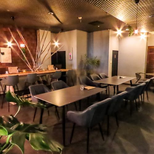 落ち着いた雰囲気の店内