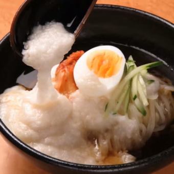 とろろ冷麺