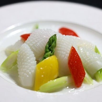 アスパラとイカ炒め