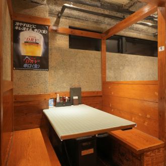 ≪BOX seats for 4 people≫ 17 tables