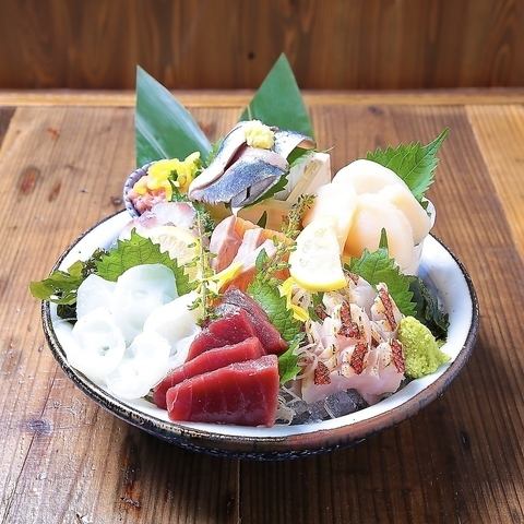 豊洲市場に出向いて仕入れる鮮魚のお刺身を召し上がれ♪