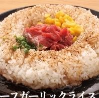 鐵板牛肉蒜蓉飯