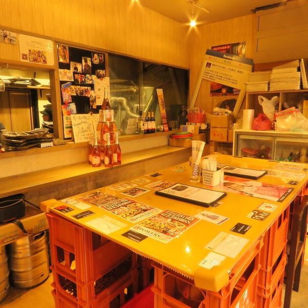 [Standing counter seats] We also have counter seats for many people.It's a good location, just a 30-second walk from Taisho Station, so it's the perfect seat when you want to have a drink at the end of the company!