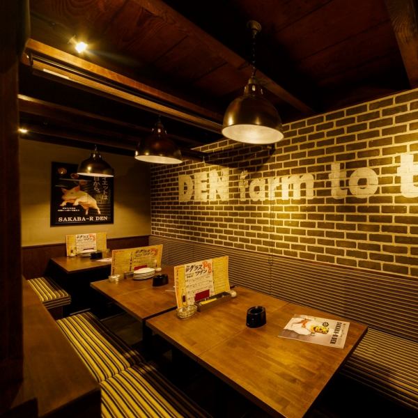 [5-minute walk from Kariya Station] Semi-private room-style table seats surrounded by three sides.The seat in the center of the store, where you don't mind the eyes of the surroundings, is perfect for dates and birthday parties ♪ Please tell us early as it will be filled with reservations! Please enjoy.