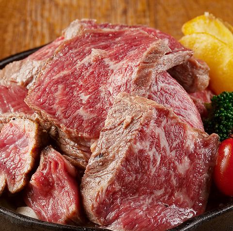 Good location, 3 minutes walk from Hakata station! Enjoy exquisite meat and cheese ♪