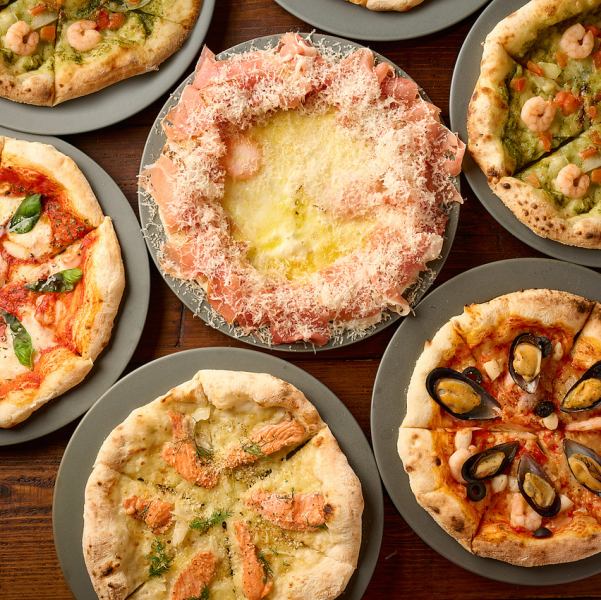 本格窯焼きナポリピッツァとバリエーション豊富なサイドメニュー♪