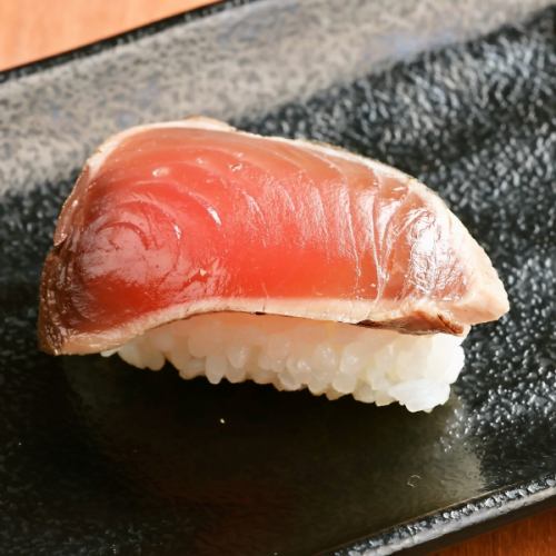 カツオのタタキ
