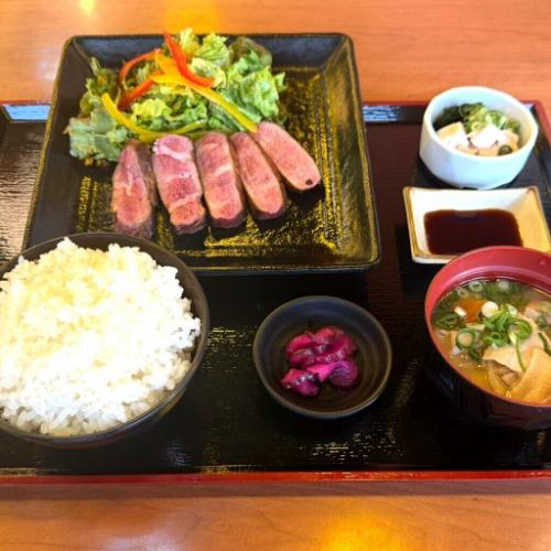 コスパ抜群◎寿司やお造り定食などお手頃価格でご提供!