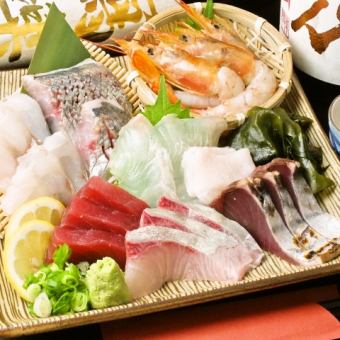 Assortment of 5 sashimi