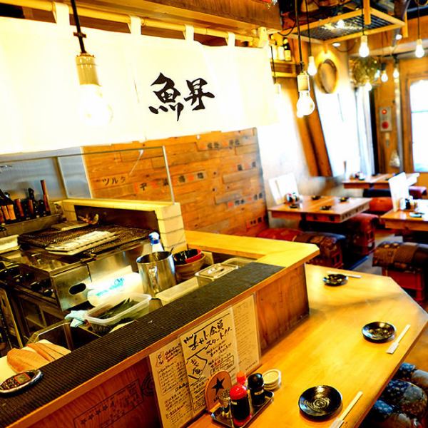 料理とお酒をお楽しみ頂ける1名様～7名様までのカウンター席もご用意しております。お一人様もカップルのお客様もお気軽にお立ち寄りくださいませ！知立で居酒屋をお探しなら是非魚昇へ。【知立/飲み放題/海鮮/居酒屋/刺身/宴会/忘年会/歓迎会/送別会】