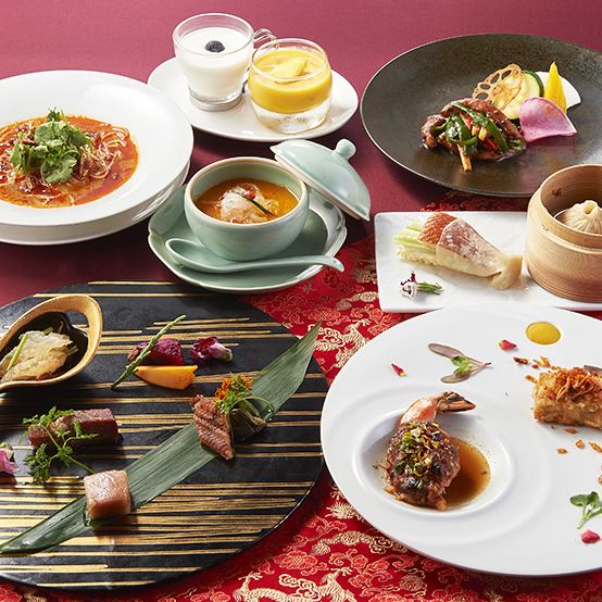 当店自慢のコース料理各種(ランチ/ディナーともにご用意あり)