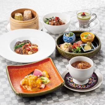 朱雀【奢华中式七道菜套餐】享用特色菜肴和精致海鲜（单独供应）