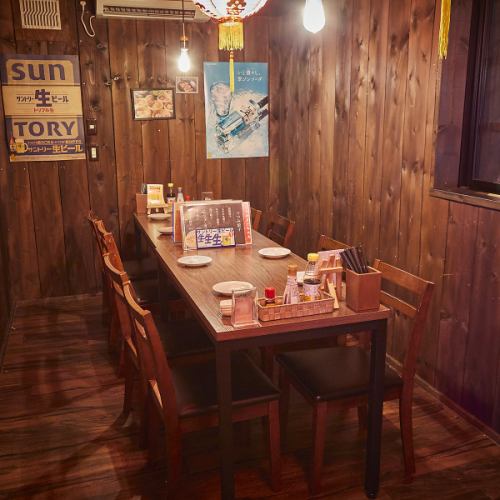 [Perfect for private occasions] This completely private room has a great atmosphere and can be used by small groups on weekdays.