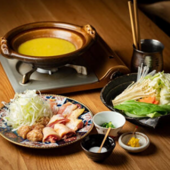 Reservation required 3 days in advance Hakata specialty Hotaru Mizutaki course (food only) 10,000 yen (tax included)