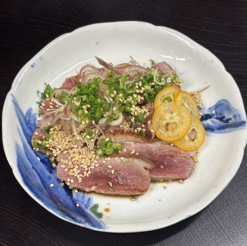 鴨 たたき藁燻し
