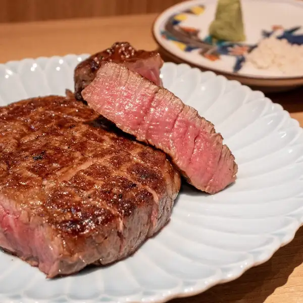 当店自慢の黒毛和牛網焼き