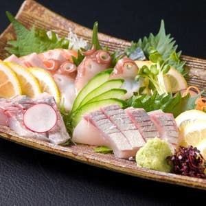 お手頃価格の一品料理♪