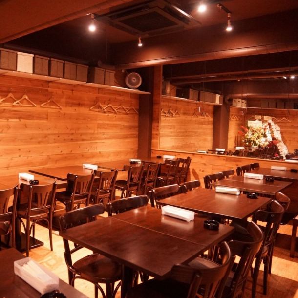 It is a store that is easy to use for small to large groups in the basement near Shinjuku University Guard.There are plenty of cost-effective dishes here♪ Enjoy steaks, desserts, and other delicious Mediterranean dishes!