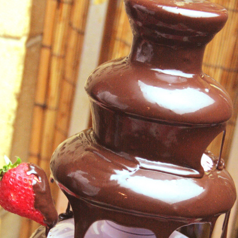 手作りスイーツとステーキ・アラカルト料理など50種が食べ放題OK