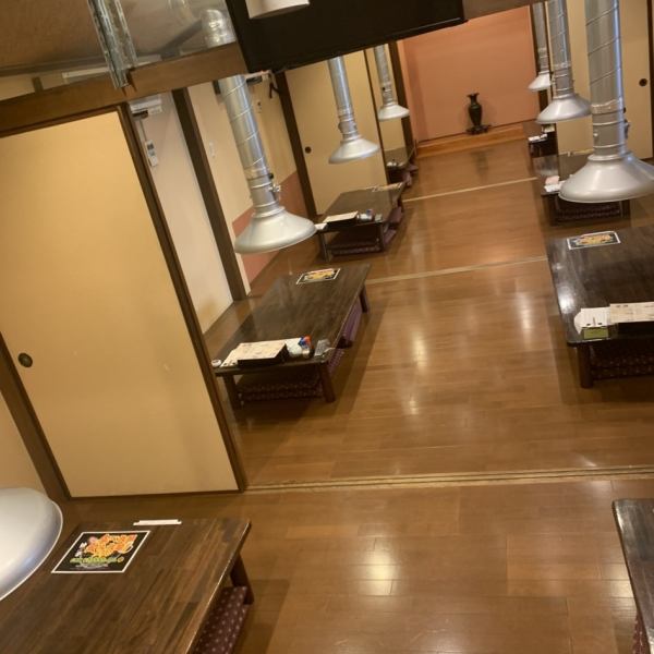宴会にも最適なテーブル座敷のお席◎個室利用も可能です！