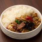 ホイコーロー丼