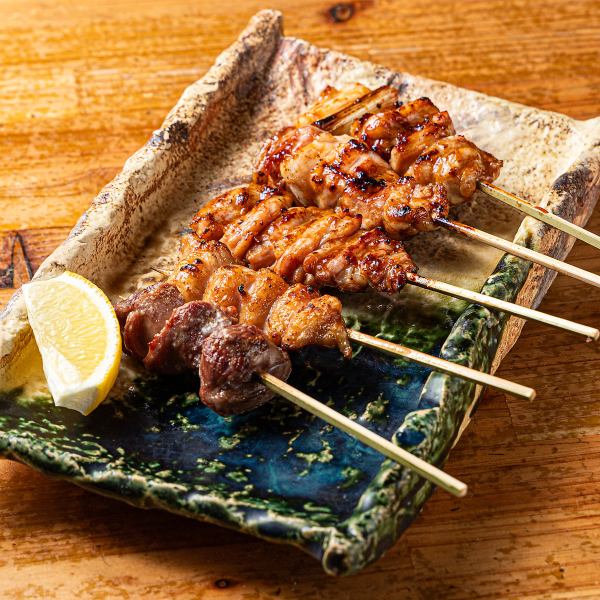 【紀州備長炭を使用！】《焼き鳥各種》厳選の地鶏を使用した極上の一品！