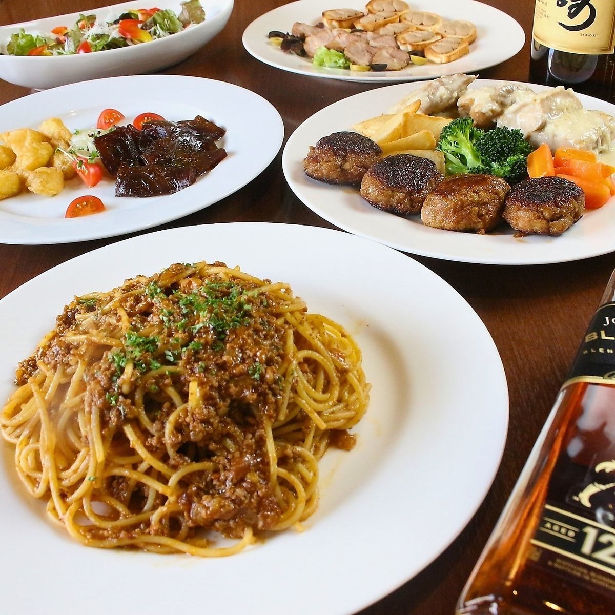 魚介・お肉料理含む全8品+120分飲み放題付きの大満足なコース