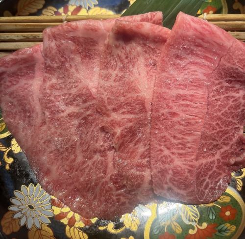 烤和牛三筋生鱼片