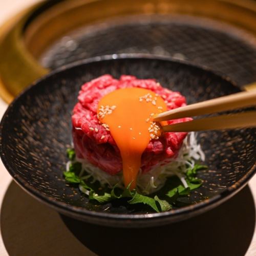 黒毛和牛ユッケ