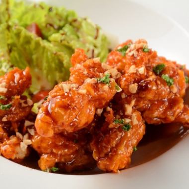 [Special taste] Our secret sweet and spicy sauce♪ Yangnyeom chicken with chicken and sauce mixed together◎