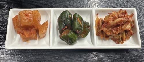 キムチ盛り合わせ