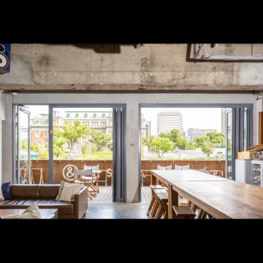 Dining table seats ☆ 1 to 12 people