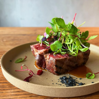 尤克式嫩烤瘦牛腰肉