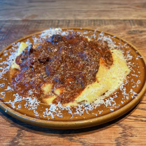 Gooey Mac and Cheese Bolognese with a Rich and Delicious Taste for Adults
